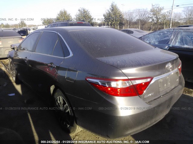 4T4BF1FK3GR536239 - 2016 TOYOTA CAMRY LE/XLE/SE/XSE GRAY photo 3