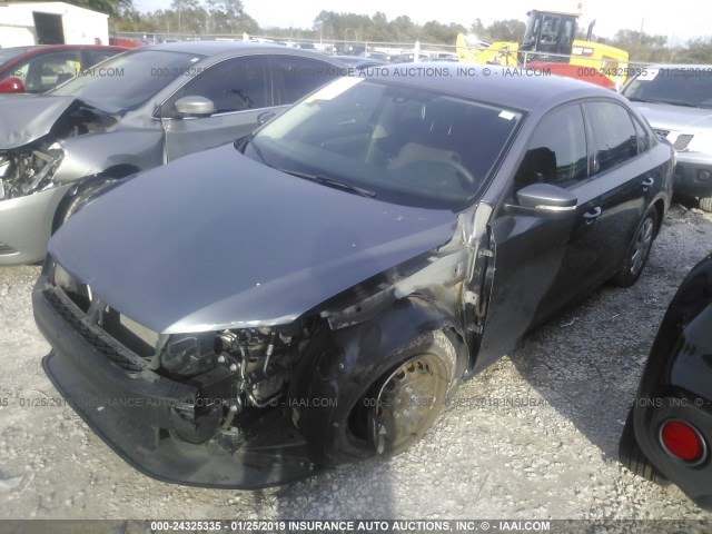 1VWAP7A33DC031388 - 2013 VOLKSWAGEN PASSAT S GRAY photo 2