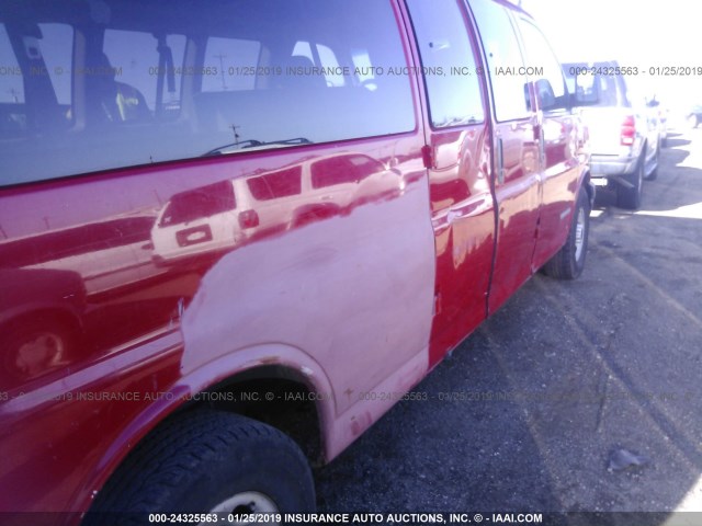 1GJHG39U931195402 - 2003 GMC SAVANA G3500 RED photo 6