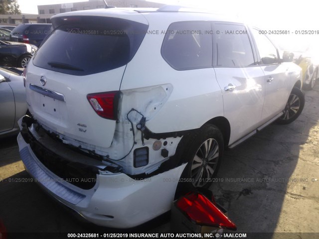5N1DR2MM3HC676917 - 2017 NISSAN PATHFINDER S/SV/SL/PLATINUM WHITE photo 4