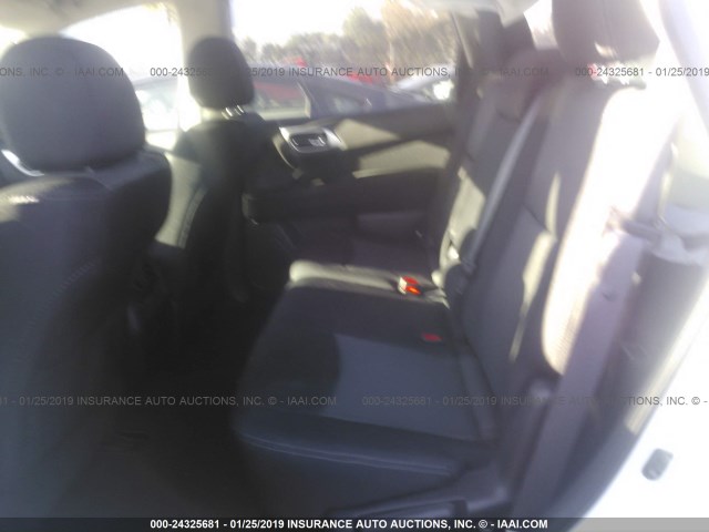 5N1DR2MM3HC676917 - 2017 NISSAN PATHFINDER S/SV/SL/PLATINUM WHITE photo 8