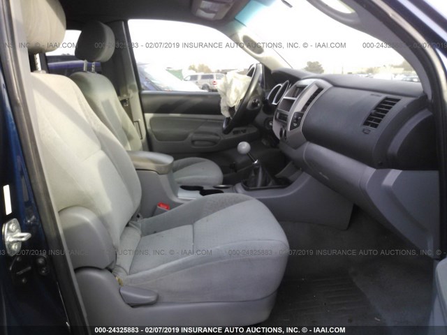 5TEUU42N26Z318183 - 2006 TOYOTA TACOMA ACCESS CAB შავი ფოტო 5