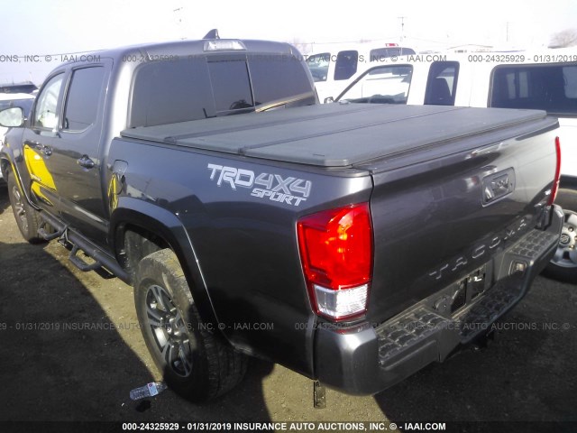 5TFCZ5AN9HX090956 - 2017 TOYOTA TACOMA DBL CAB/SR/TRDSPT/OR/PRO BLACK photo 3