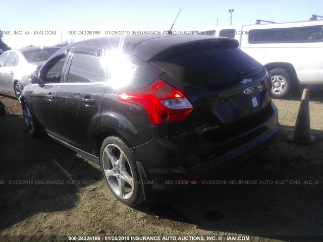 1FAHP3N20CL425608 - 2012 FORD FOCUS TITANIUM BLACK photo 3