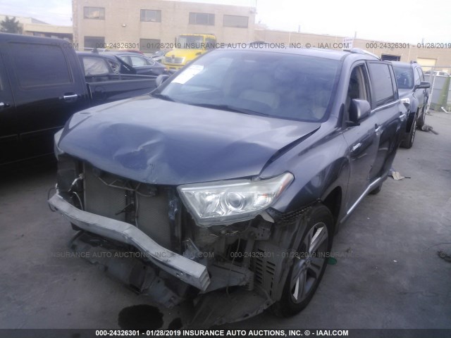 5TDDK3EH6BS056228 - 2011 TOYOTA HIGHLANDER LIMITED BLACK photo 2