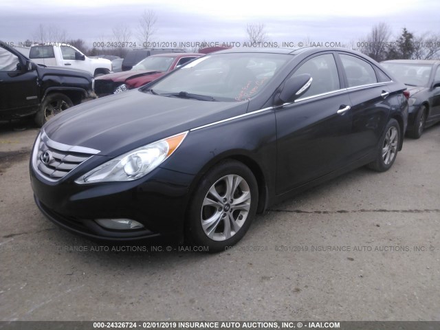 5NPEC4AC4CH495887 - 2012 HYUNDAI SONATA SE/LIMITED BLACK photo 2