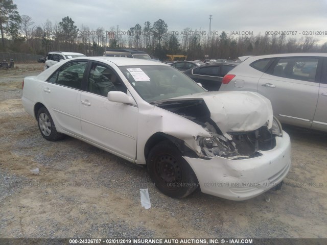 4T1BE32K74U298535 - 2004 TOYOTA CAMRY LE/XLE/SE WHITE photo 1