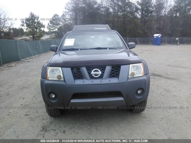 5N1AN08W26C556134 - 2006 NISSAN XTERRA OFF ROAD/S/SE ნაცრისფერი ფოტო 6