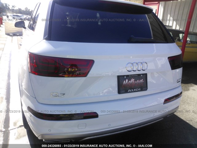 WA1VAAF7XJD022458 - 2018 AUDI Q7 PRESTIGE WHITE photo 6