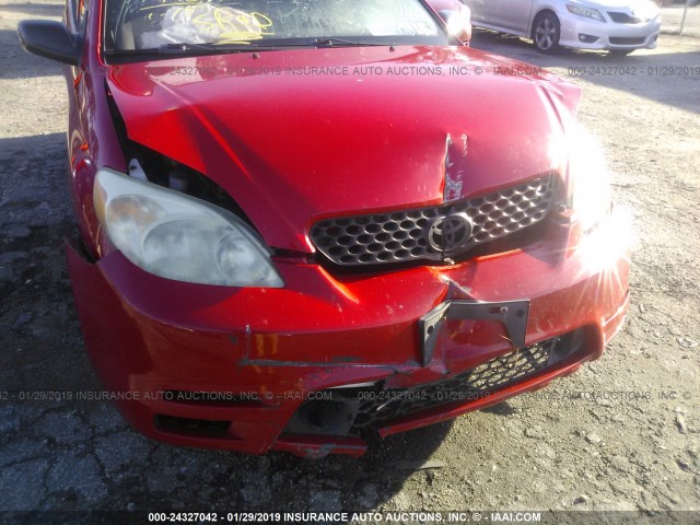 2T1KR32E33C019564 - 2003 TOYOTA COROLLA MATRIX XR RED photo 6