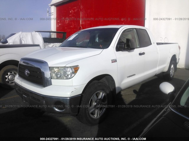 5TFCV54147X003984 - 2007 TOYOTA TUNDRA DOUBLE CAB SR5 WHITE photo 2