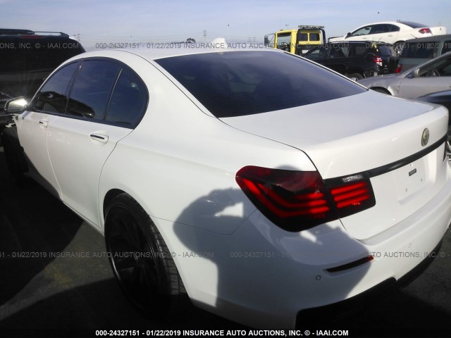 WBAYA6C56DD143895 - 2013 BMW 740 I WHITE photo 3