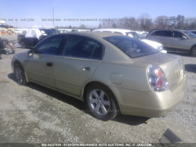 1N4BL11D72C155448 - 2002 NISSAN ALTIMA SE GOLD photo 3