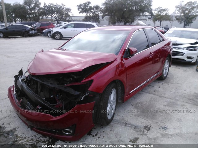 4T1BF1FK4DU661370 - 2013 TOYOTA CAMRY L/SE/LE/XLE RED photo 2