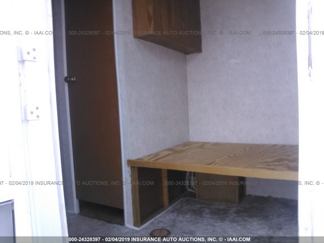 4X4FCKE294P090649 - 2004 FORR CAMPER  白色 照片 5