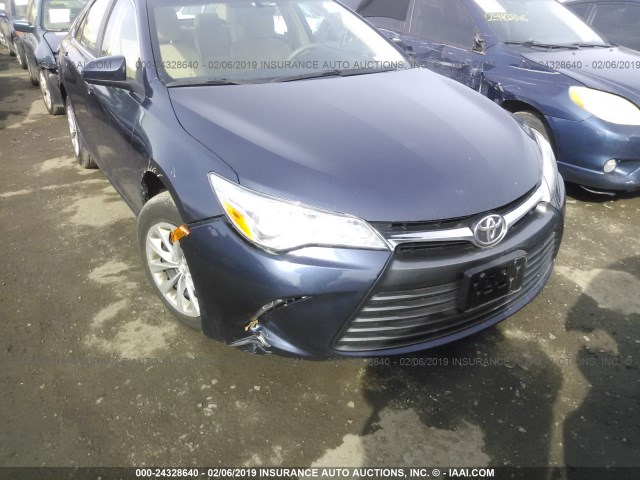 4T4BF1FK5GR539398 - 2016 TOYOTA CAMRY LE/XLE/SE/XSE BLUE photo 6