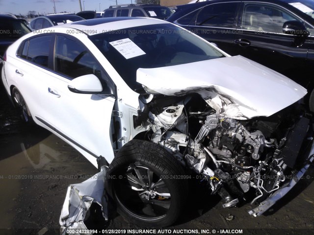 KMHC05LC0HU035587 - 2017 HYUNDAI IONIQ HEV WHITE photo 1