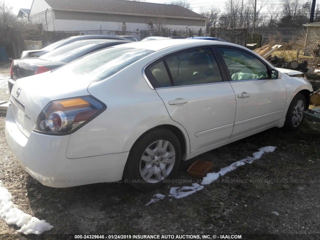 1N4AL21E59N420912 - 2009 NISSAN ALTIMA 2.5/2.5S WHITE photo 4