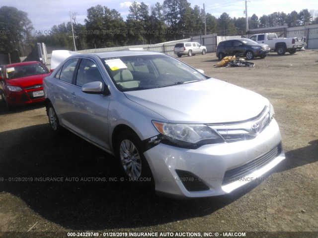 4T1BF1FK4CU174314 - 2012 TOYOTA CAMRY SE/LE/XLE SILVER photo 1