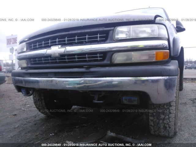 1GCEK19T91E140295 - 2001 CHEVROLET SILVERADO K1500 GRAY photo 6
