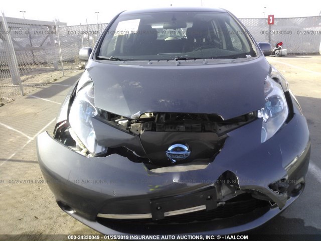 1N4AZ0CP5DC416817 - 2013 NISSAN LEAF GRAY photo 6