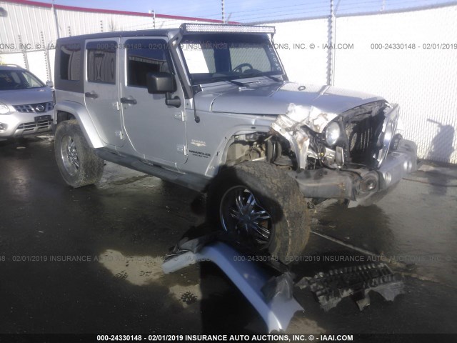 1J4GA59188L571924 - 2008 JEEP WRANGLER UNLIMITE SAHARA SILVER photo 1