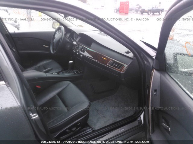 WBANE53547CY06523 - 2007 BMW 525 I GRAY photo 5