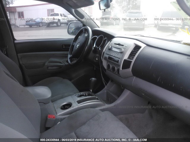 3TMJU62N38M061324 - 2008 TOYOTA TACOMA DOUBLE CAB PRERUNNER SILVER photo 5