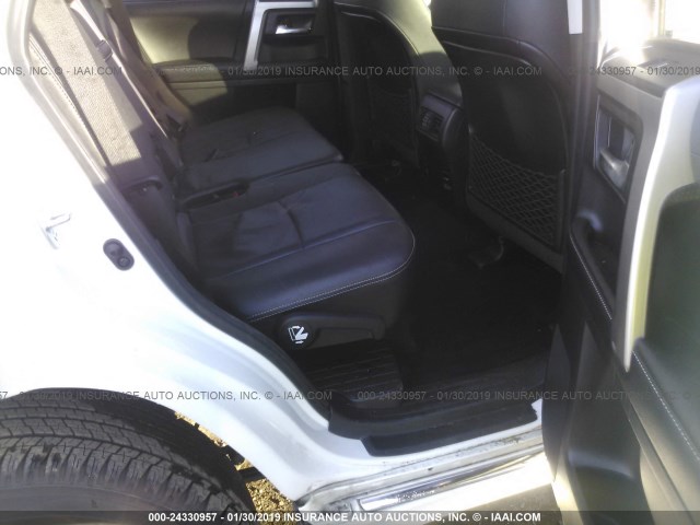 JTEBU5JR0H5427390 - 2017 TOYOTA 4RUNNER SR5 PREM/LTDL/TRAIL/TRD Biały zdjęcie 8