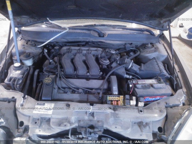 1FAFP55S72G104000 - 2002 FORD TAURUS SES TAN photo 10