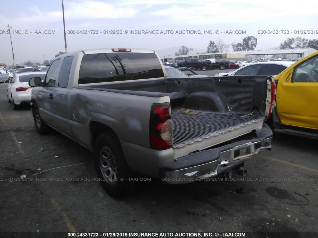 1GCEC19Z16Z213841 - 2006 CHEVROLET SILVERADO C1500 GRAY photo 3