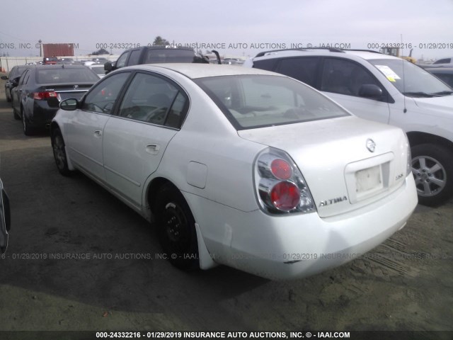 1N4AL11D95C265143 - 2005 NISSAN ALTIMA S/SL WHITE photo 3