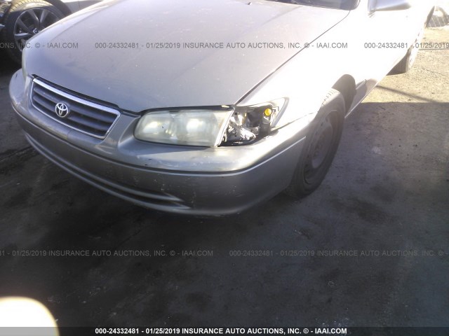 JT2BG22K310533808 - 2001 TOYOTA CAMRY CE/LE/XLE 棕色 照片 6