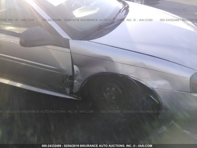 2G2WP552181115689 - 2008 PONTIAC GRAND PRIX SILVER photo 6