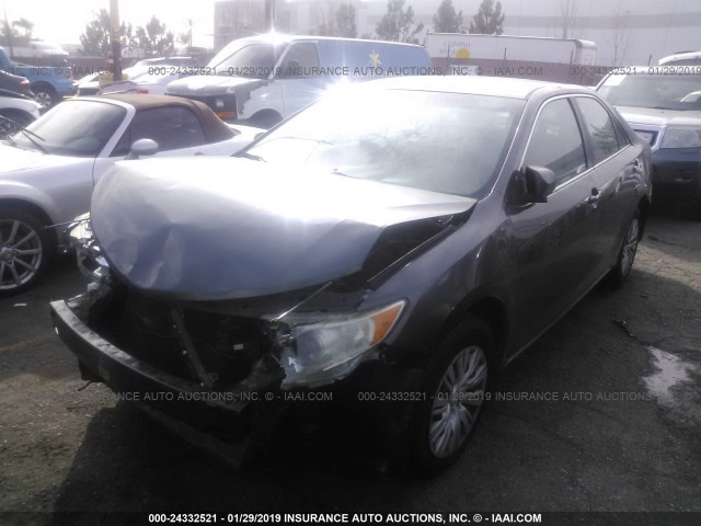 4T4BF1FK4DR306480 - 2013 TOYOTA CAMRY L/SE/LE/XLE 灰色 照片 2