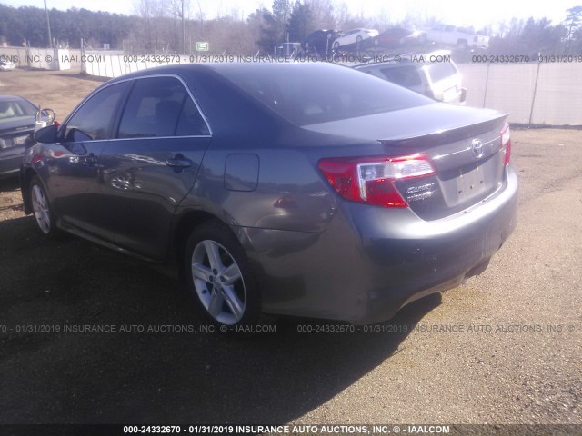 4T1BF1FK3EU810787 - 2014 TOYOTA CAMRY L/SE/LE/XLE GRAY photo 3