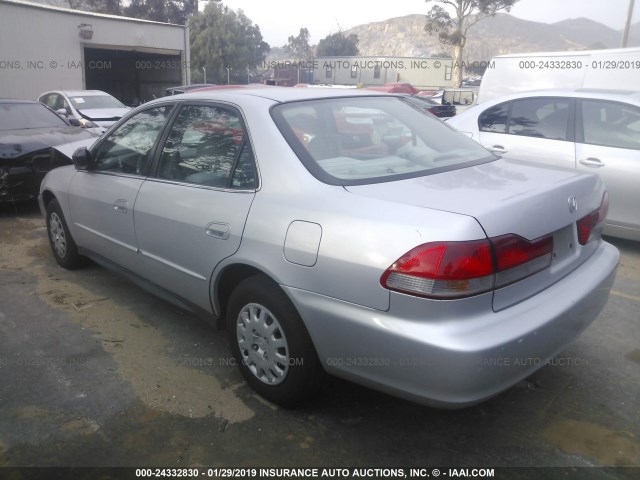 1HGCF86671A051854 - 2001 HONDA ACCORD VALUE SILVER photo 3