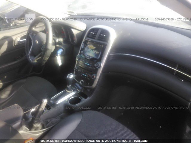 1G11C5SL5FF156825 - 2015 CHEVROLET MALIBU 1LT შავი ფოტო 5