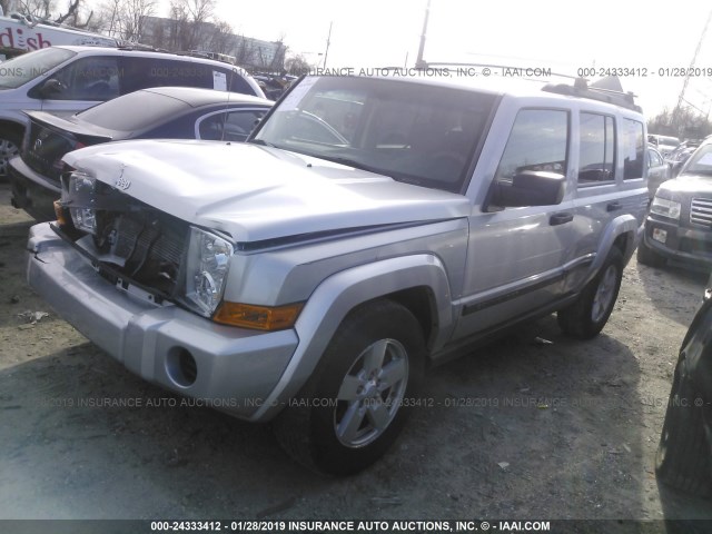 1J8HG48K16C197112 - 2006 JEEP COMMANDER SILVER photo 2
