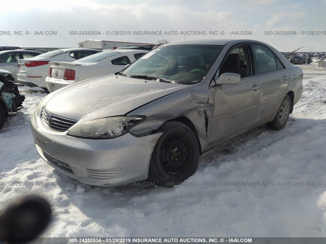 4T1BE32K76U738921 - 2006 TOYOTA CAMRY LE/XLE/SE SILVER photo 2