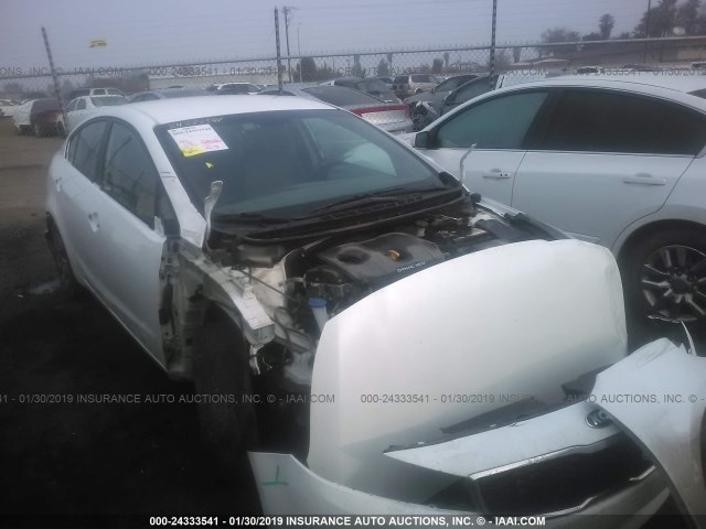 3KPFL4A78HE143687 - 2017 KIA FORTE LX/S WHITE photo 1