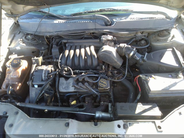 1FAFP55242A232388 - 2002 FORD TAURUS SES TAN photo 10