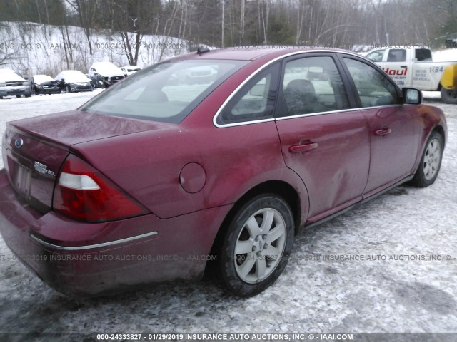 1FAFP24127G107403 - 2007 FORD FIVE HUNDRED SEL RED photo 4