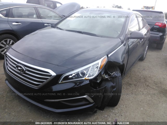 5NPE24AF0GH356777 - 2016 HYUNDAI SONATA SE BLACK photo 2