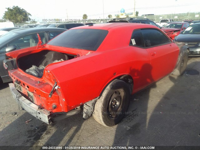 2C3CDZAG0FH868994 - 2015 DODGE CHALLENGER SXT RED photo 4