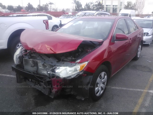 4T1BF1FK4CU578505 - 2012 TOYOTA CAMRY SE/LE/XLE RED photo 2