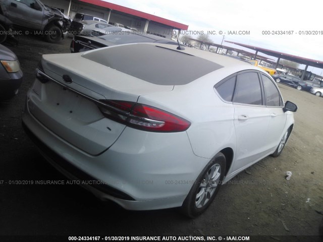 3FA6P0G7XHR110550 - 2017 FORD FUSION S WHITE photo 4