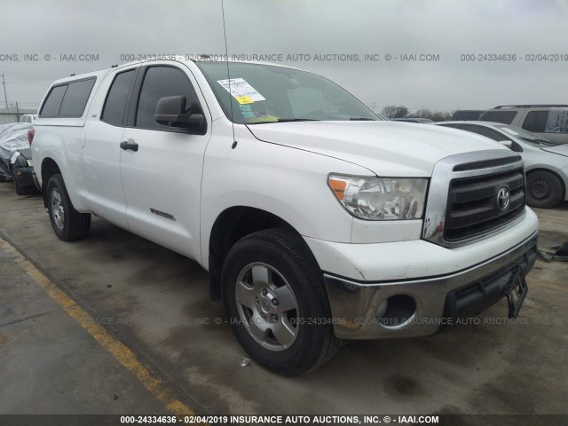 5TFUM5F15BX025053 - 2011 TOYOTA TUNDRA DOUBLE CAB SR5 WHITE photo 1