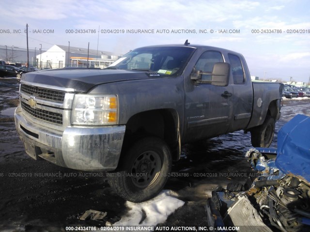 1GCHK29K28E161865 - 2008 CHEVROLET SILVERADO K2500 HEAVY DUTY GRAY photo 2