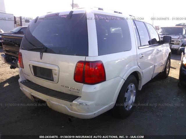 5LMFU285X6LJ05168 - 2006 LINCOLN NAVIGATOR Ақ фото 4